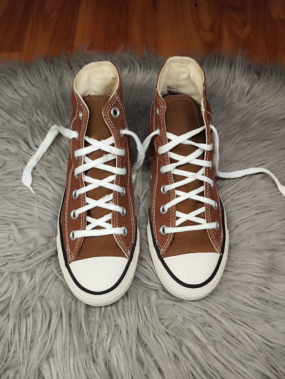 Brown high rise converse